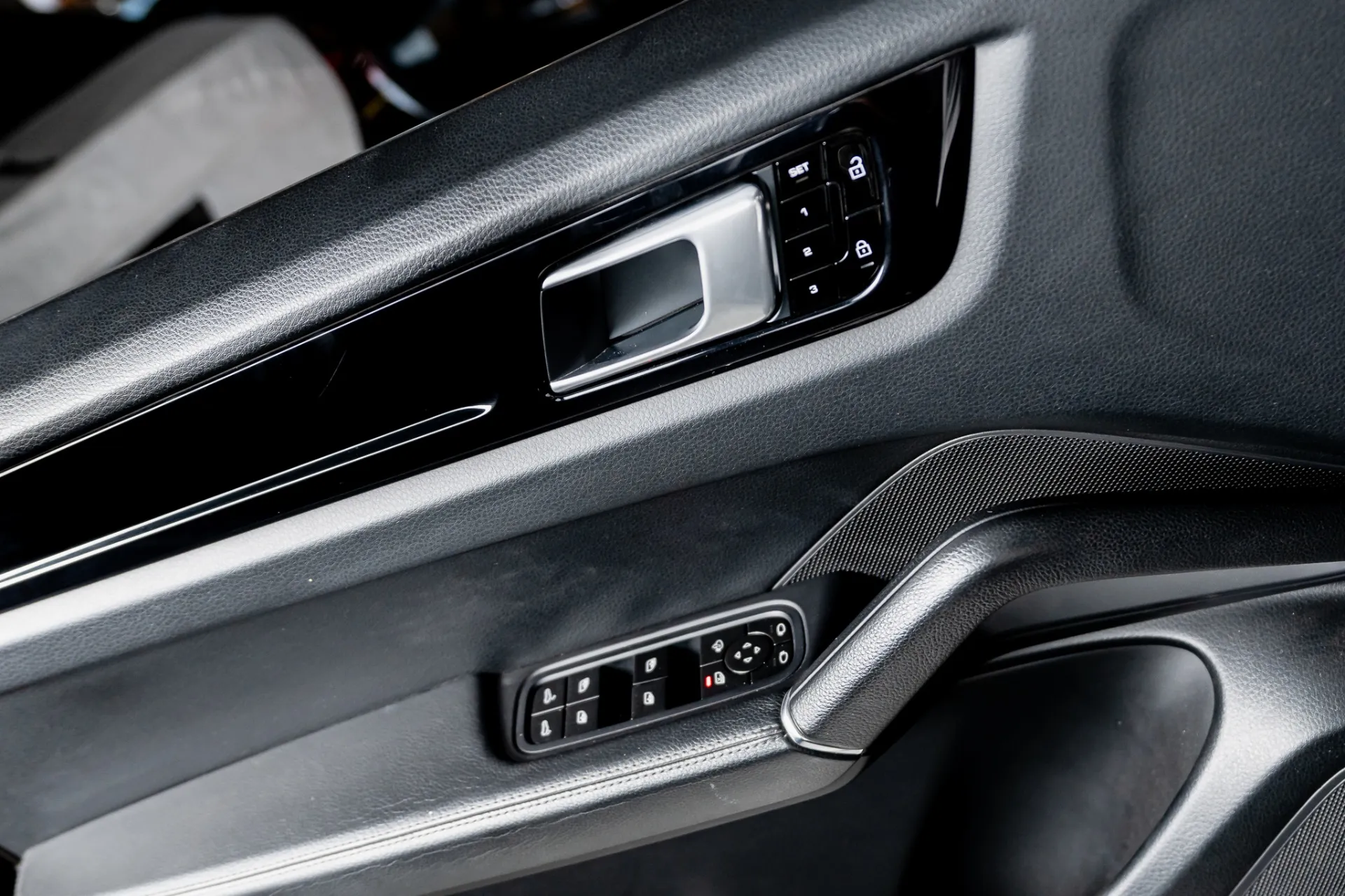 بورش كايان 2020